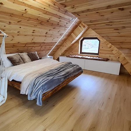 Casa Chiper - Attic Apartment With View Brasov Bagian luar foto